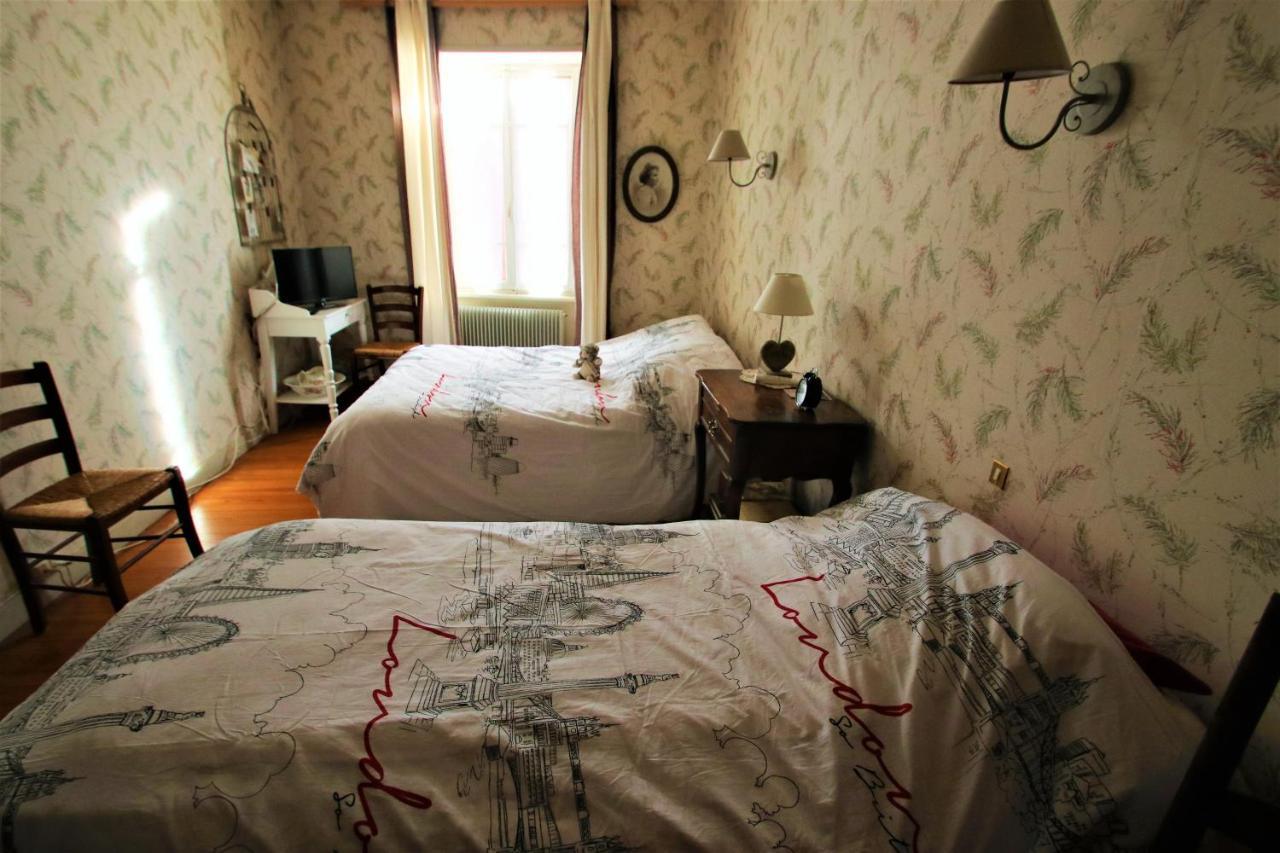 La Maison Des Chats Saint-Mary-le-Plain المظهر الخارجي الصورة