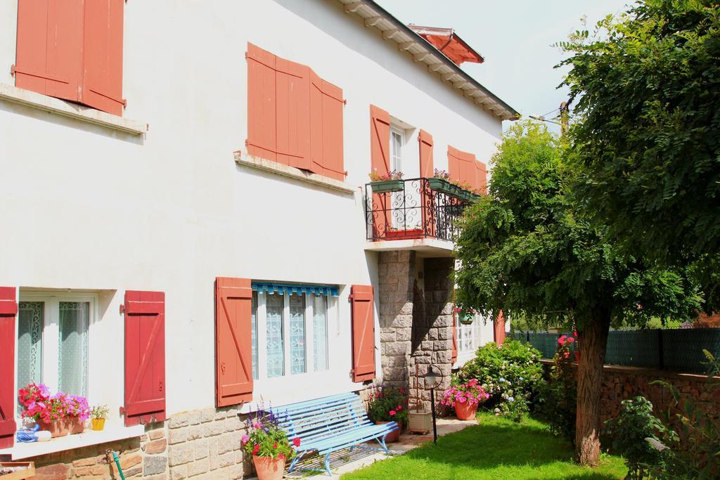 La Maison Des Chats Saint-Mary-le-Plain المظهر الخارجي الصورة